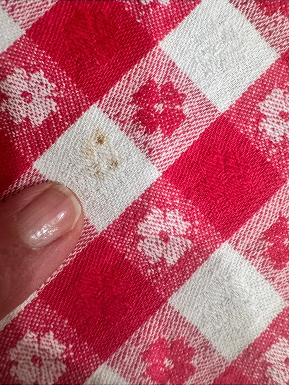 Red & White Gingham Check Tablecloth 68” x 50” Cottage Farmhouse Picnic Decor